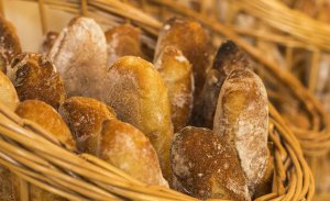 
Lien vers: https://ferme.yeswiki.net/PAT-Roannais/?ProDucteurs/download&file=Fiche_Producteur_Farine_Pates_Pain.pdf